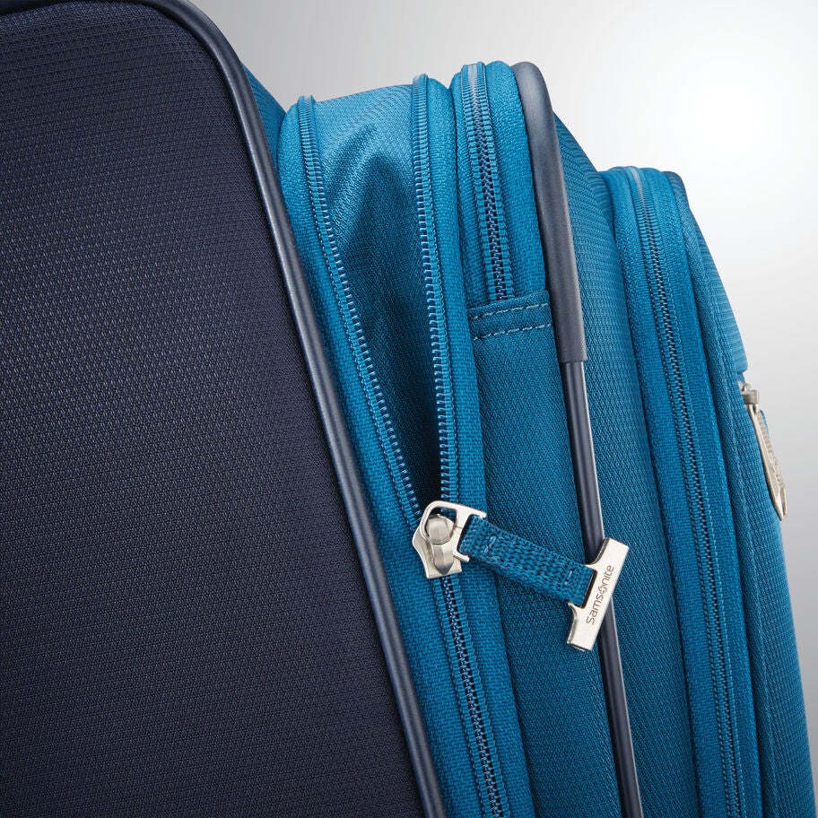 Advance&trade; Eco Large Spinner in the color Pacific Blue/Navy. image number 5